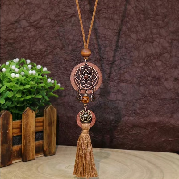 Boho Ladies 1 Pendant‎ Wooden Cut Out Necklace Round Hollow Set White Flower - Picture 5 of 10
